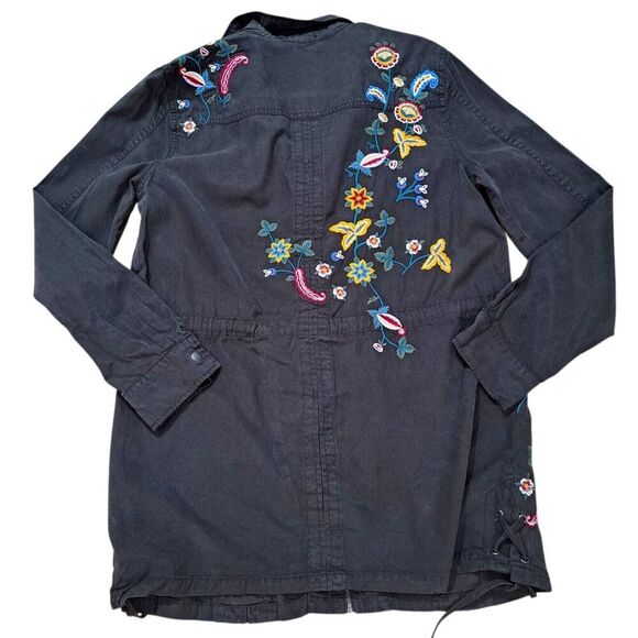 Willow & Clay Women's Light Weight Jacket Floral Boho Fall Embroidery Sz Medium - Picture 2 of 7